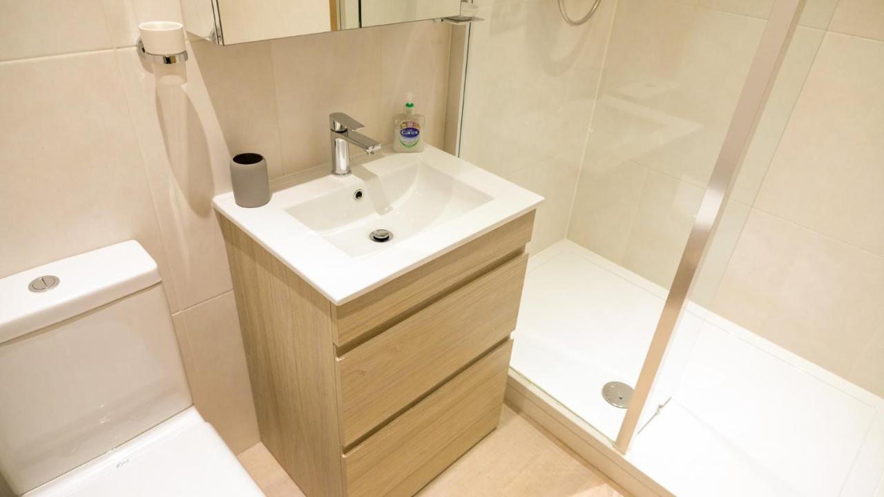 Intimate Entire Flat 9-Min Walk To Boscombe Beach 伯恩茅斯 外观 照片